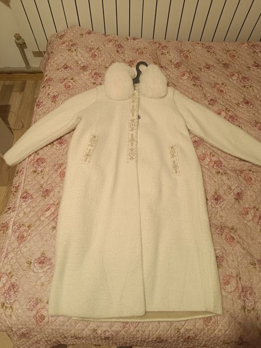 Продам НОВЫЙ кардиган в подарок шляпа