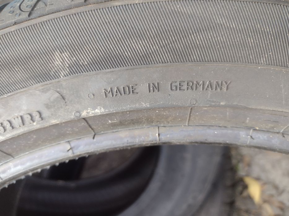 Нови 2бр.225/45/18 Uniroyal RS3 dot0619 RFT