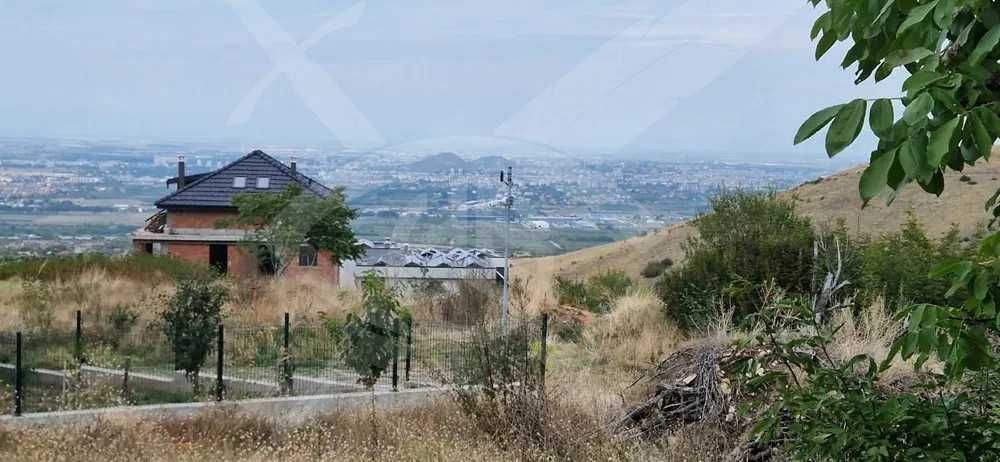 До асфалтов път! УПИ в село Марково! 81677
