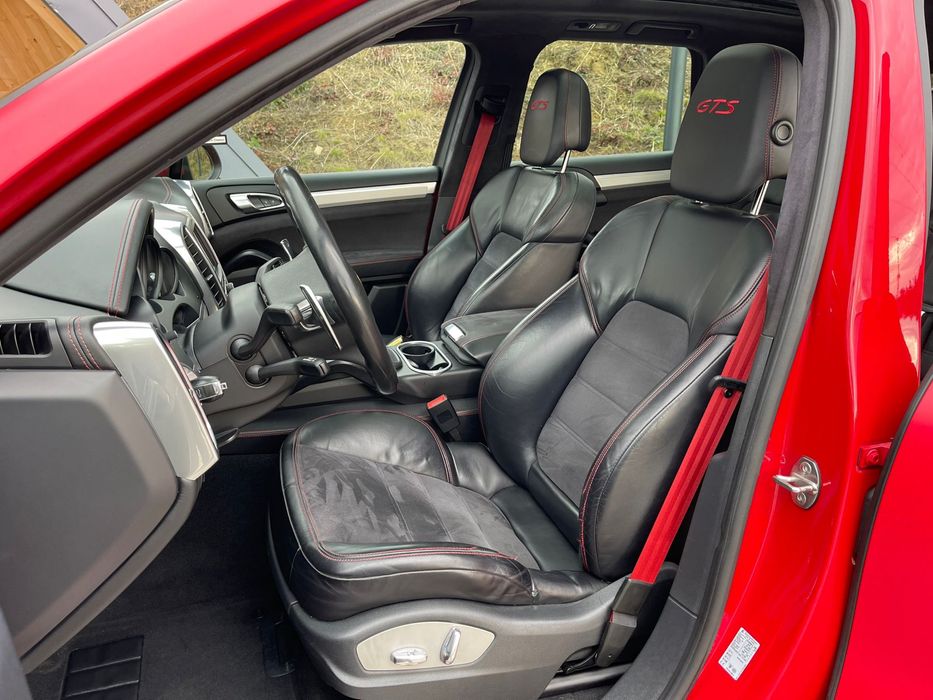 Porsche cayenne gts 4.8 v8 !!! Accept variante