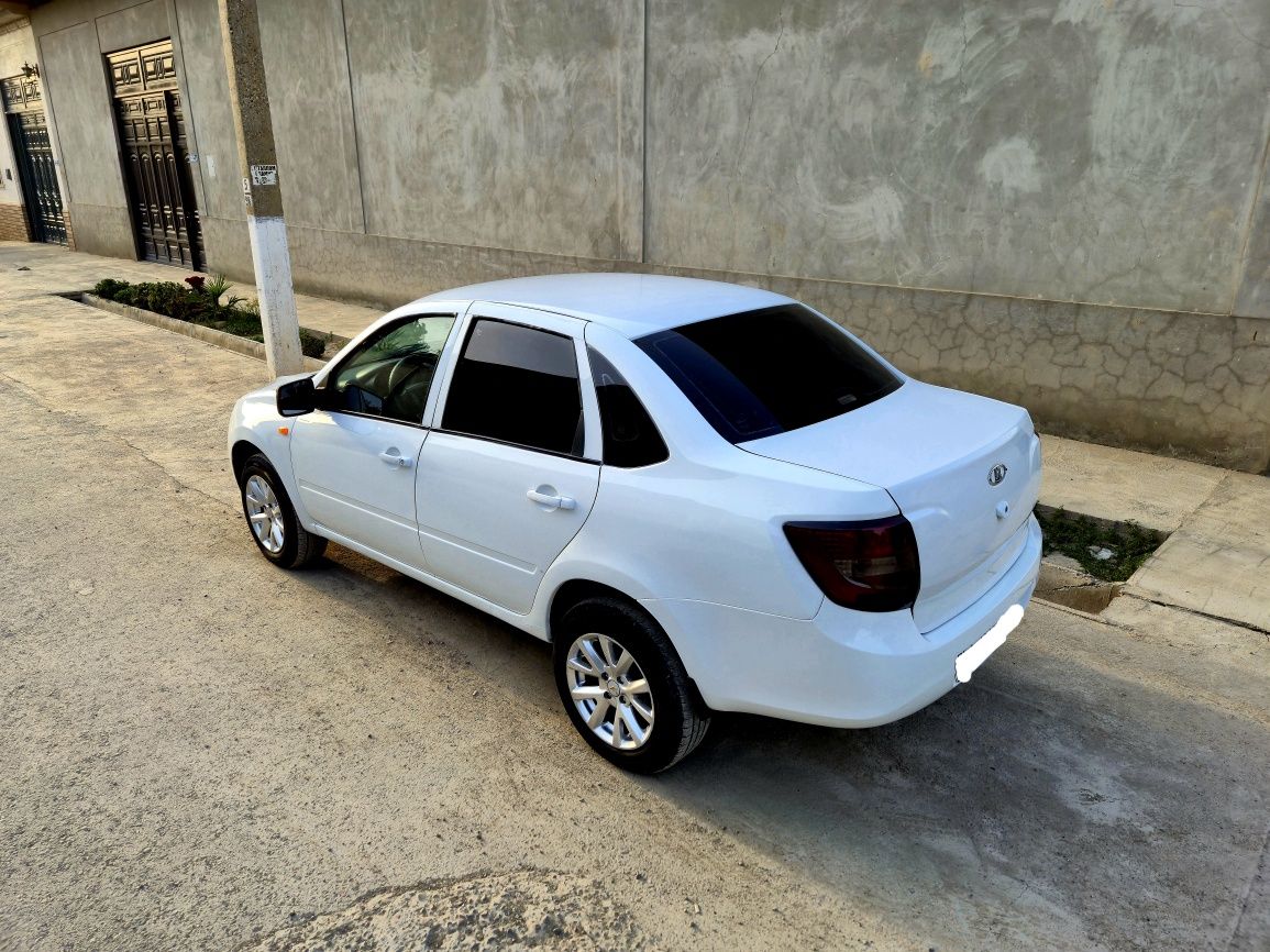 Lada Granta Sotiladi