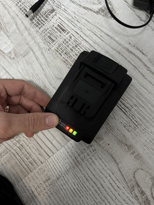 acumulator Panzer 18V 1.5 Ah model vechi