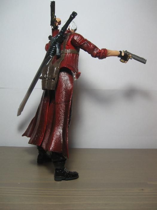 Square Enix Play Arts Kai Devil May Cry 3 Dante