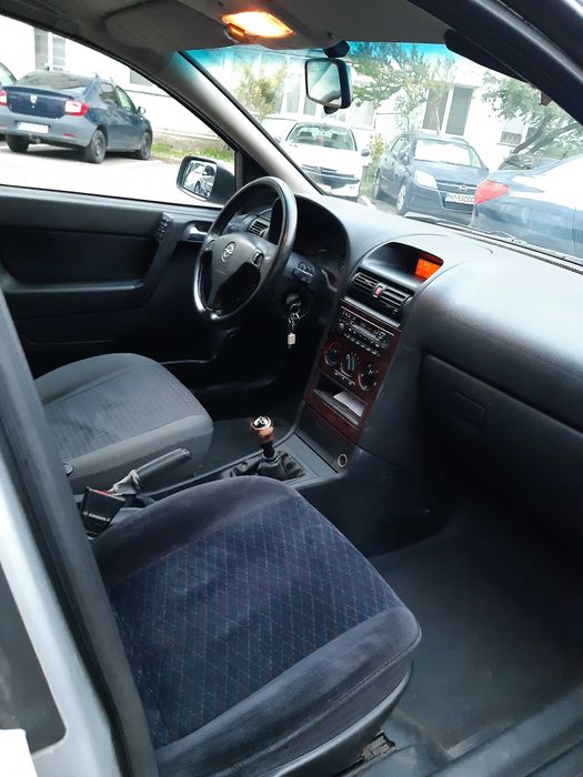 Vând Opel Astra-g-caravan