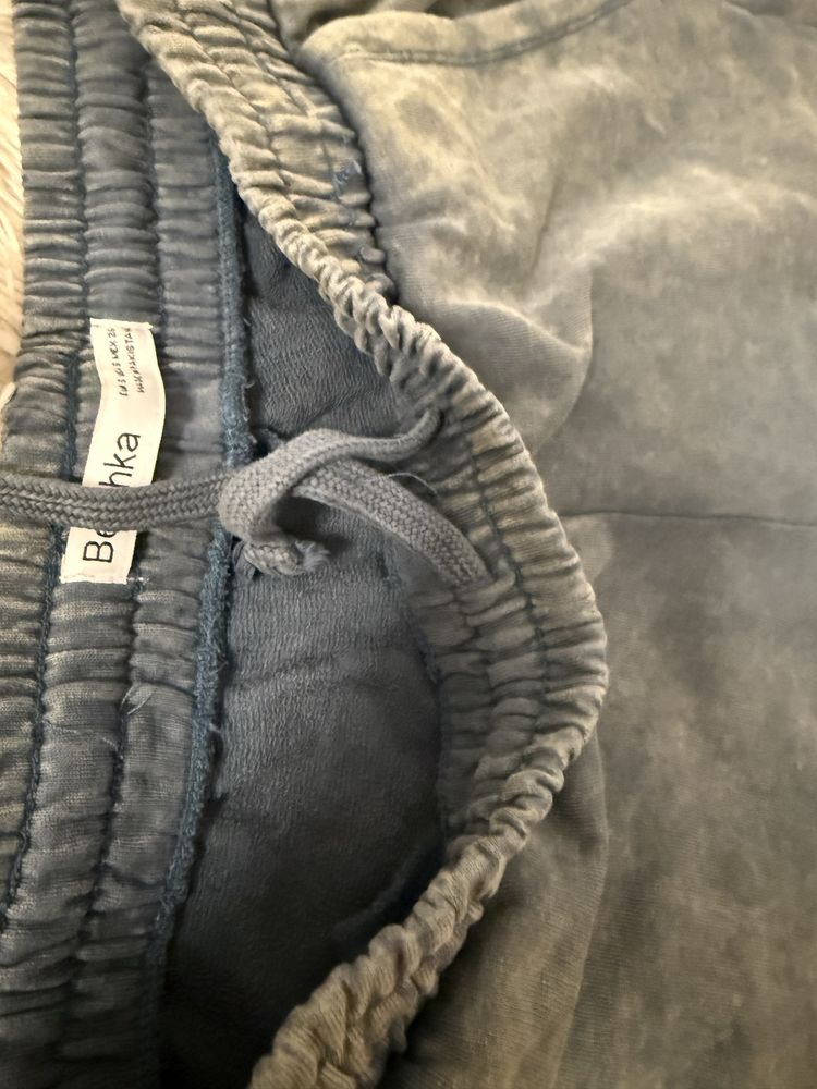 PANTALONI BERSHKA oversized casual