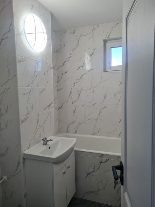 Vand apartament decomandat Tecuci