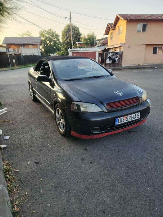 Vând Opel bertone