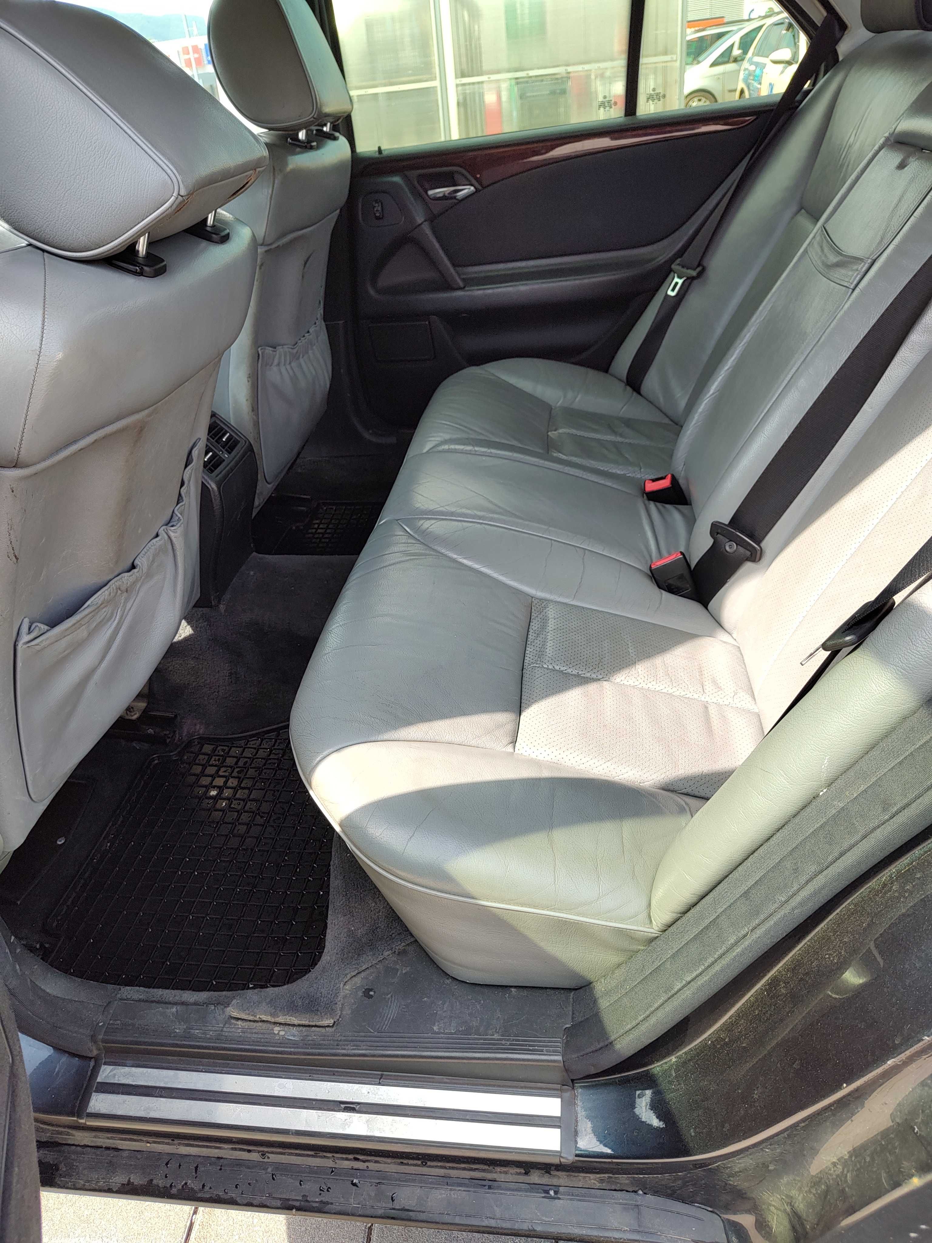 Мерцедес Е класа W 210
