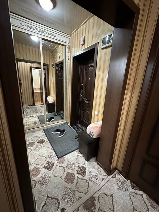 Продаётся своя квартира на Каракамыш2/5,  1 этаж, 9этажный дом, 103м²