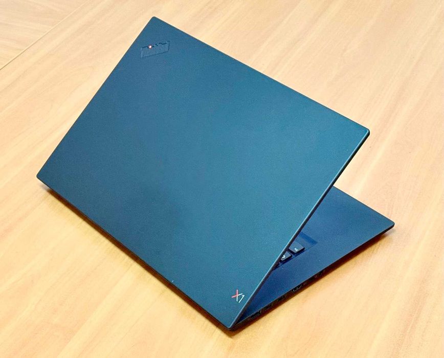 15.6" 4K Touch/Lenovo X1 Extreme/i7-8750H/32GB/512GB SSD/GTX 1050 Ti