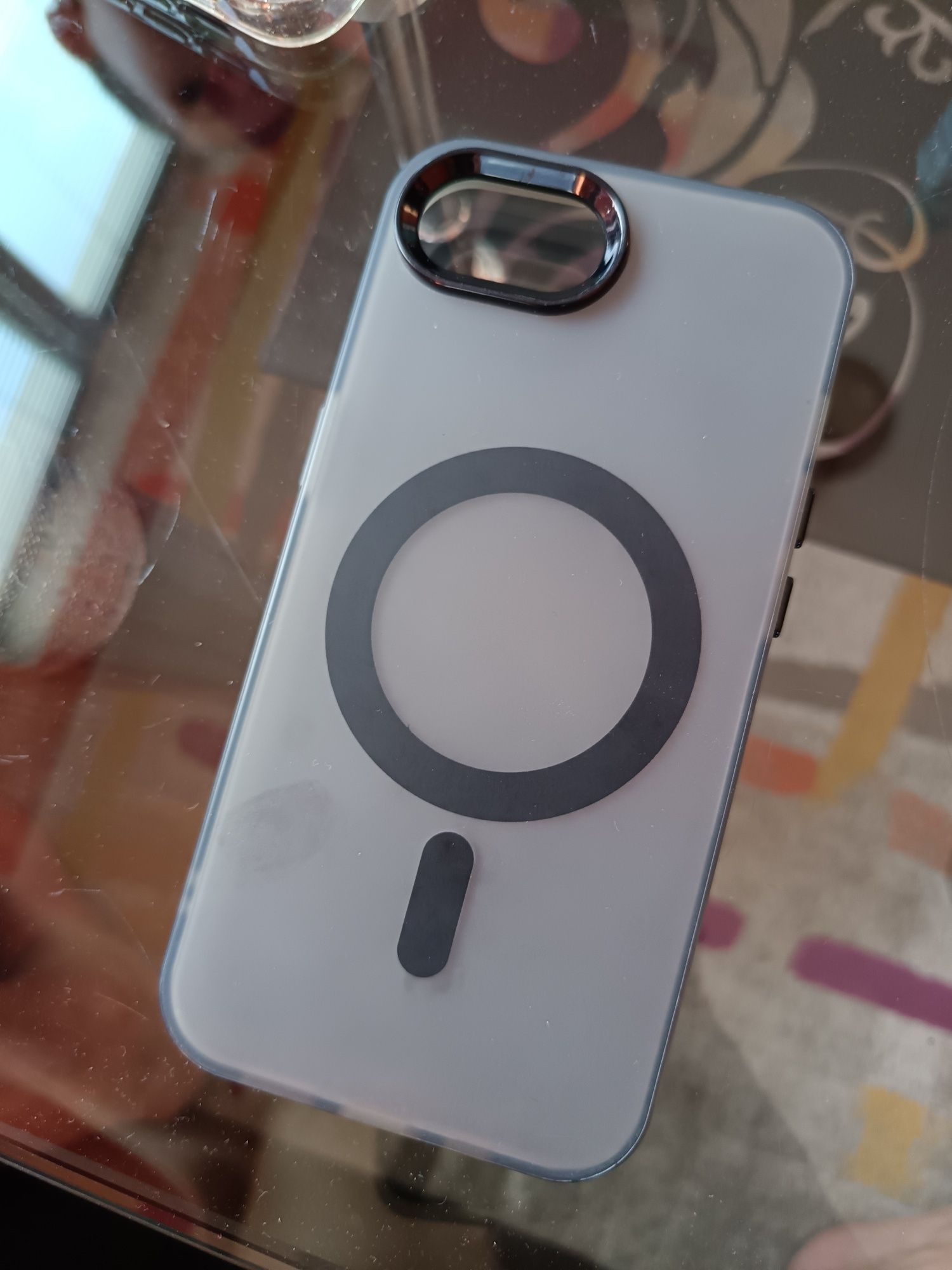 Кейс за iPhone 16, 16e, 16 PRO