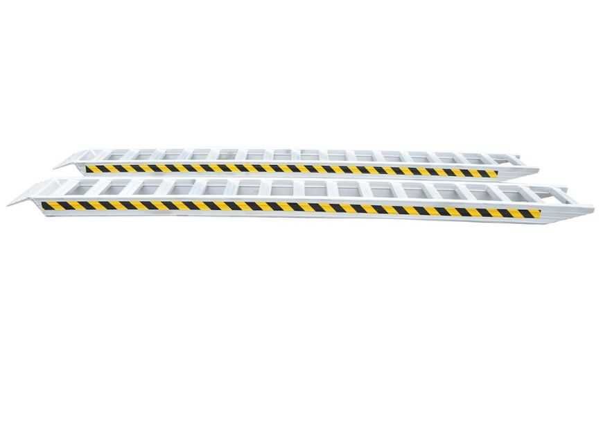 Set rampe aluminiu 4.5 tone pentru incarcare/descarcare 400x45x14.2cm