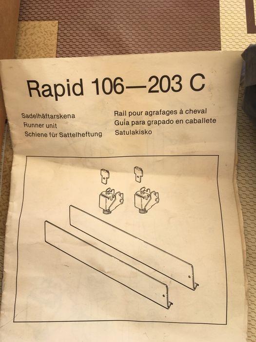 Машина за шиене на книги и тетрадки