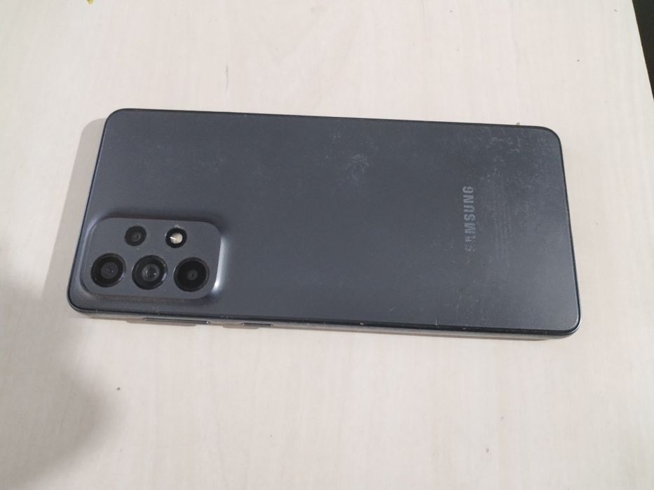 Продается телефон