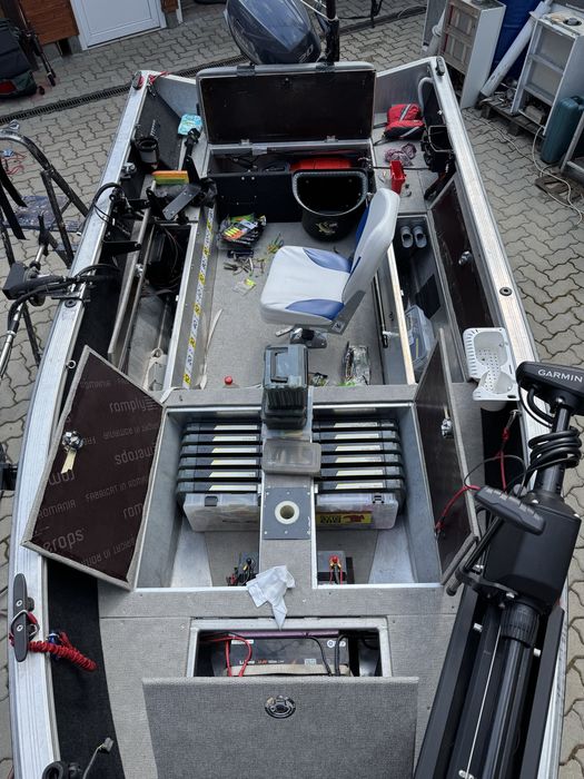 Vand Barca Windboat 4.0 aluminiu