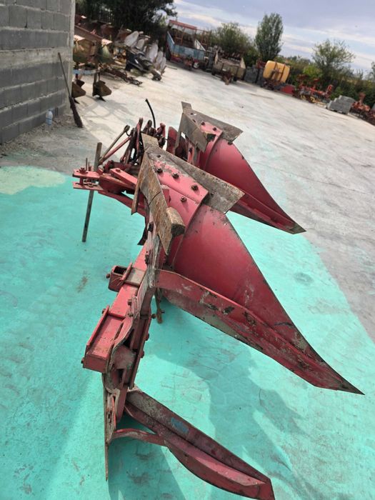 Plug Steeno reversibil hidraulic 1 furtun 2 brazde