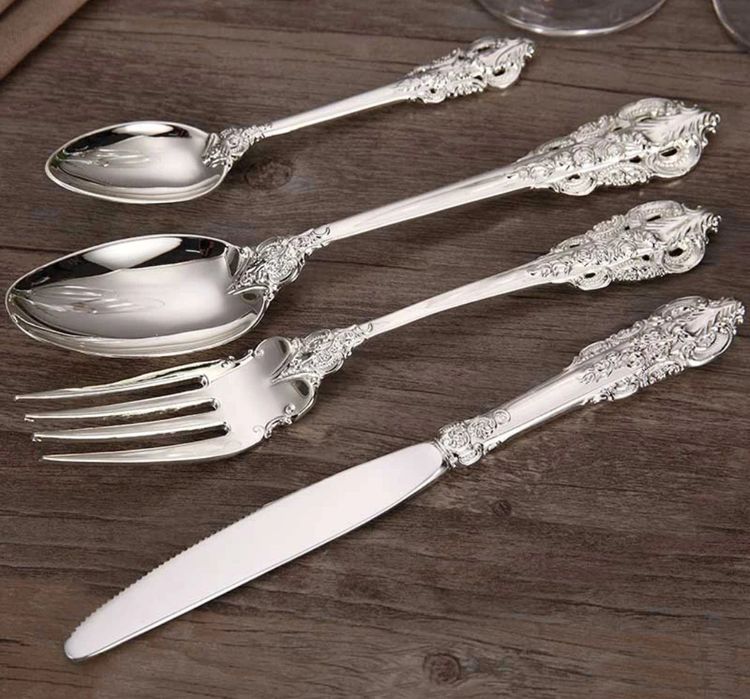 Прибори за хранене