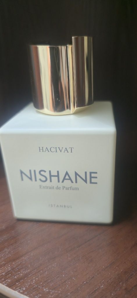 Продам парфюм Nishane