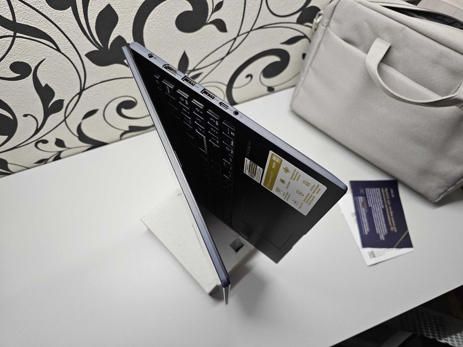 ПРОДАМ ASUS Vivobook 15 Ноутбук Core™i3-1315U/8GB/256GBSSD/15.6"iPSFHD