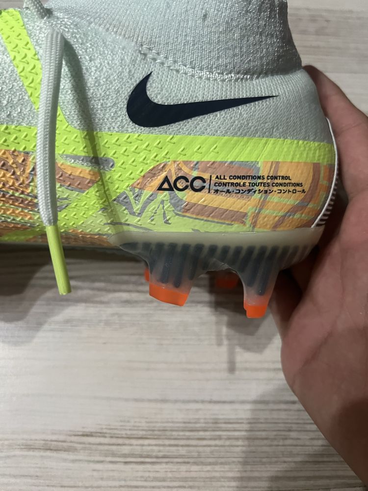 Nike phantom gt 42