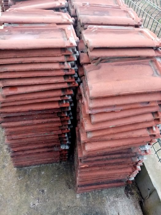 Продавам керемиди