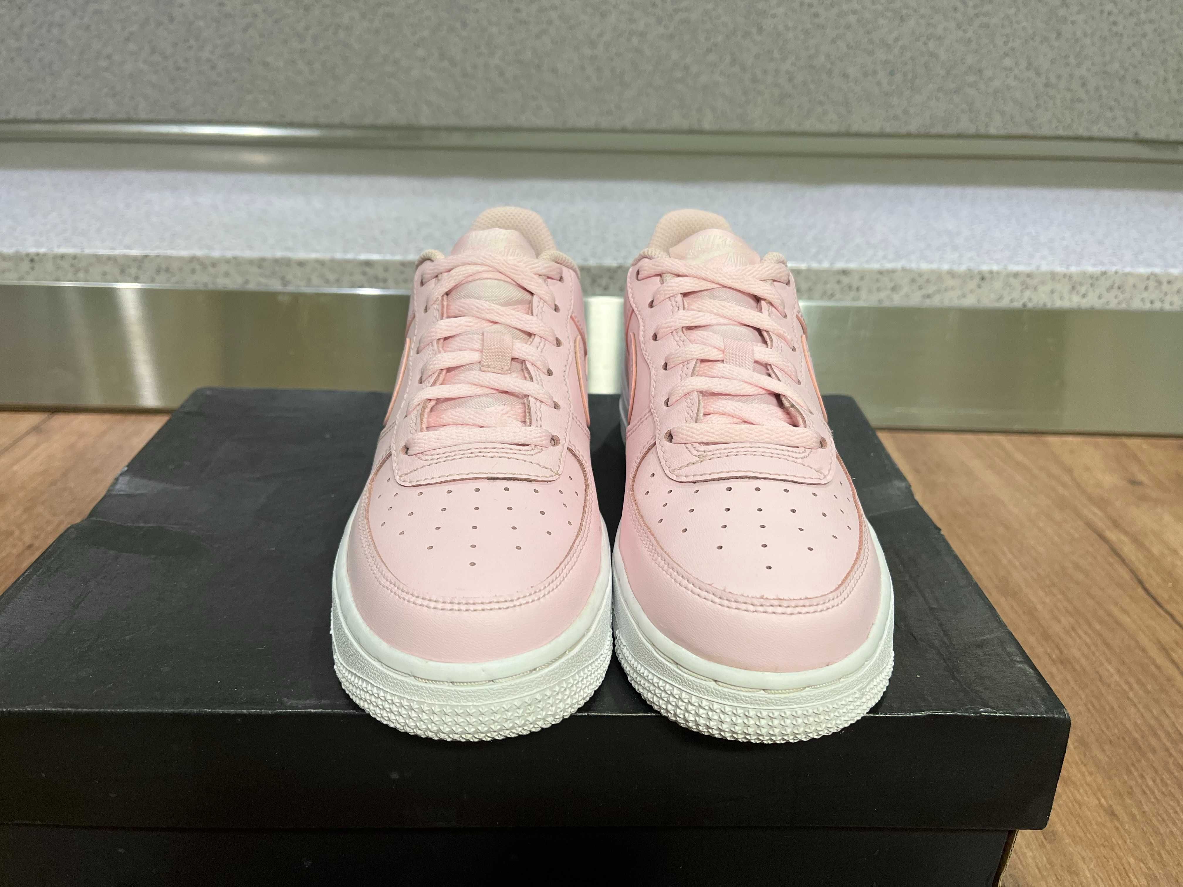 ОРИГИНАЛНИ *** Nike Air Force 1 Low 'Pink Foam'