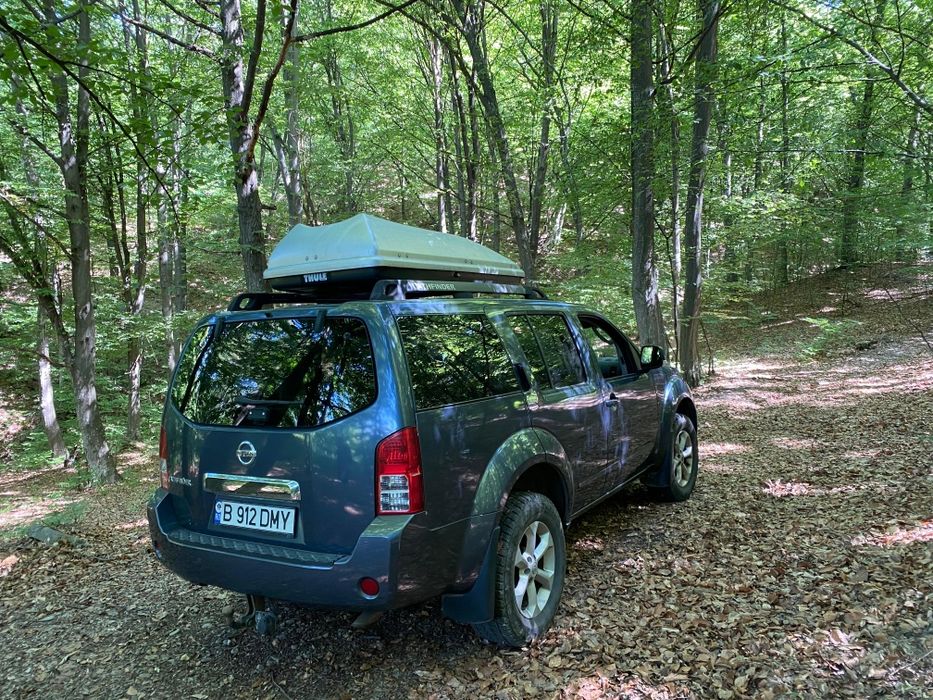 Nissan Pathfinder  2009,7 locuri