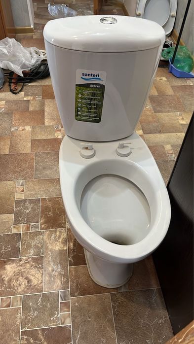Продам унитаз б/у SANTERI