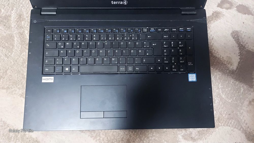 Dezmembrez laptop terra mobile 1715,i3gen7