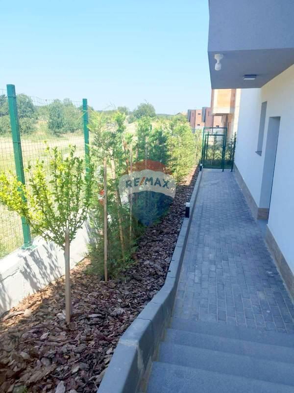 Продава се Къща в Варна, Виница - 267 кв.м за 1735 €/кв.м - Снимка #3