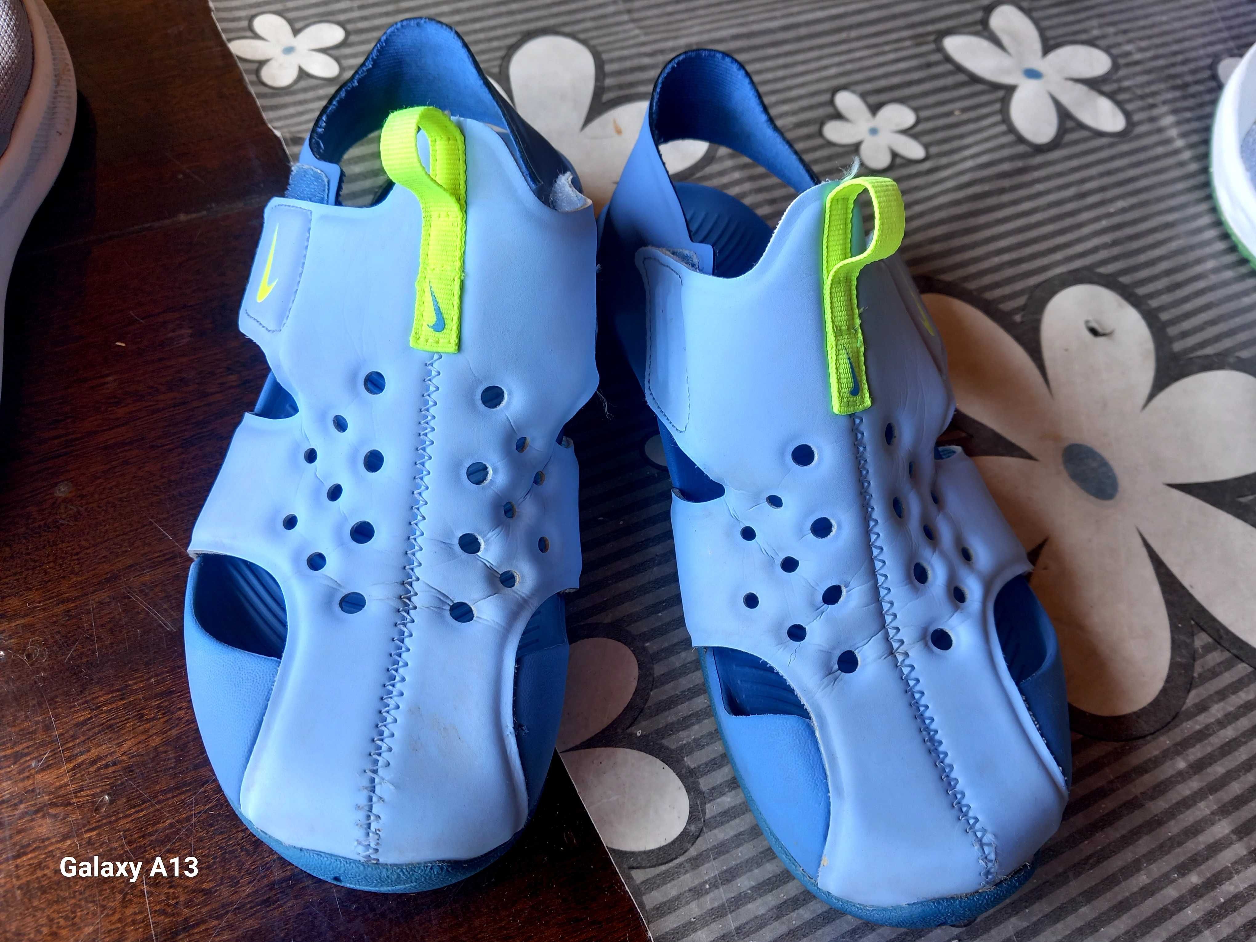 Детски сандали NIKE