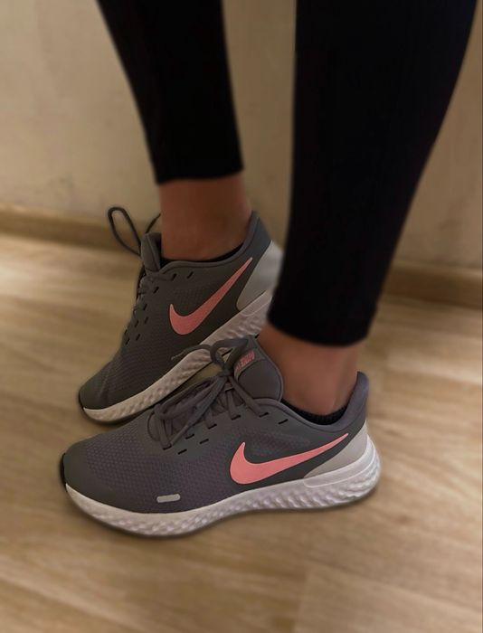 Дамски обувки Nike