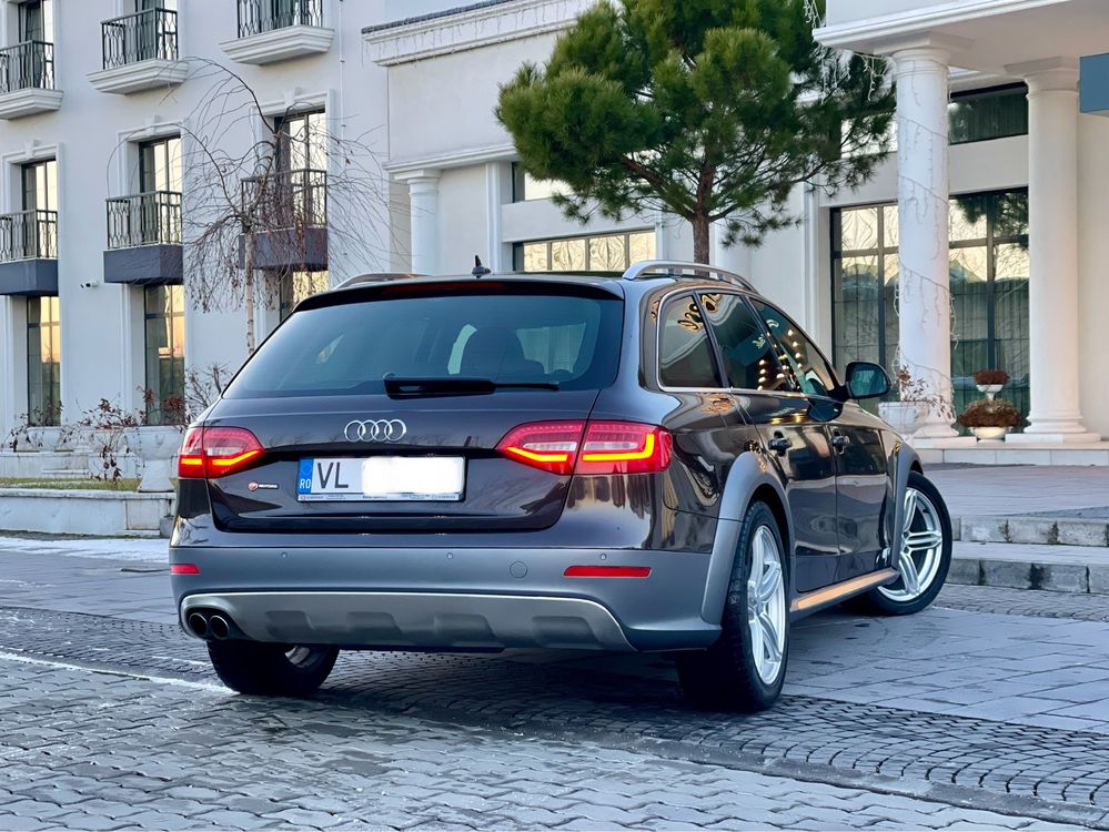 Audi a4 allroad  s line model 2013