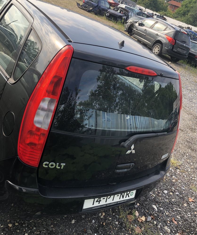 Mitsubishi colt 1.3 i на части