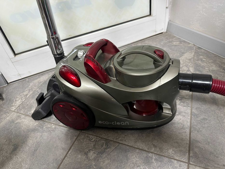 Прахосмукачка без торба Clatronic BS 1294 , 700 W 1.25 L