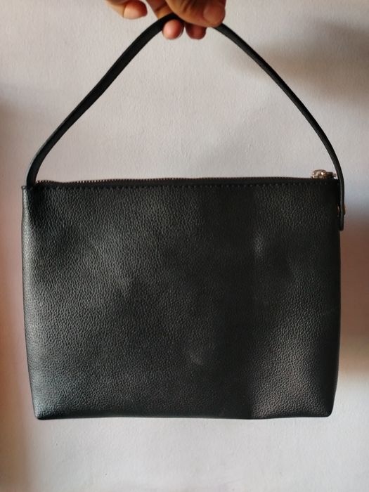 Оригинална чанта-портмоне Guess