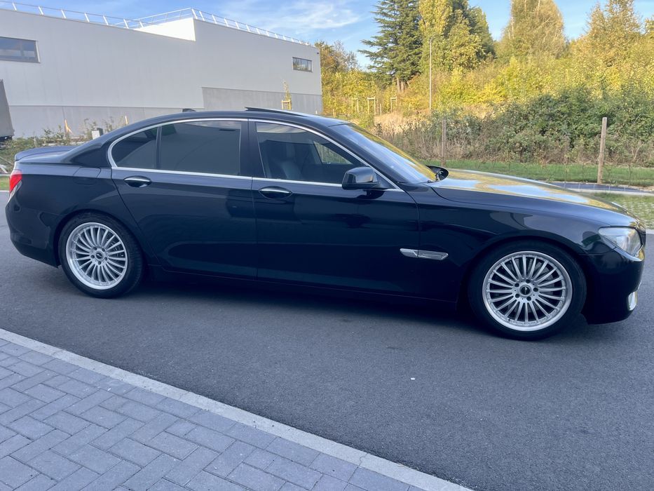 Vand/Schimb 750 impecabil !