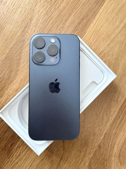 Iphone 15 pro 128gb blue titanium