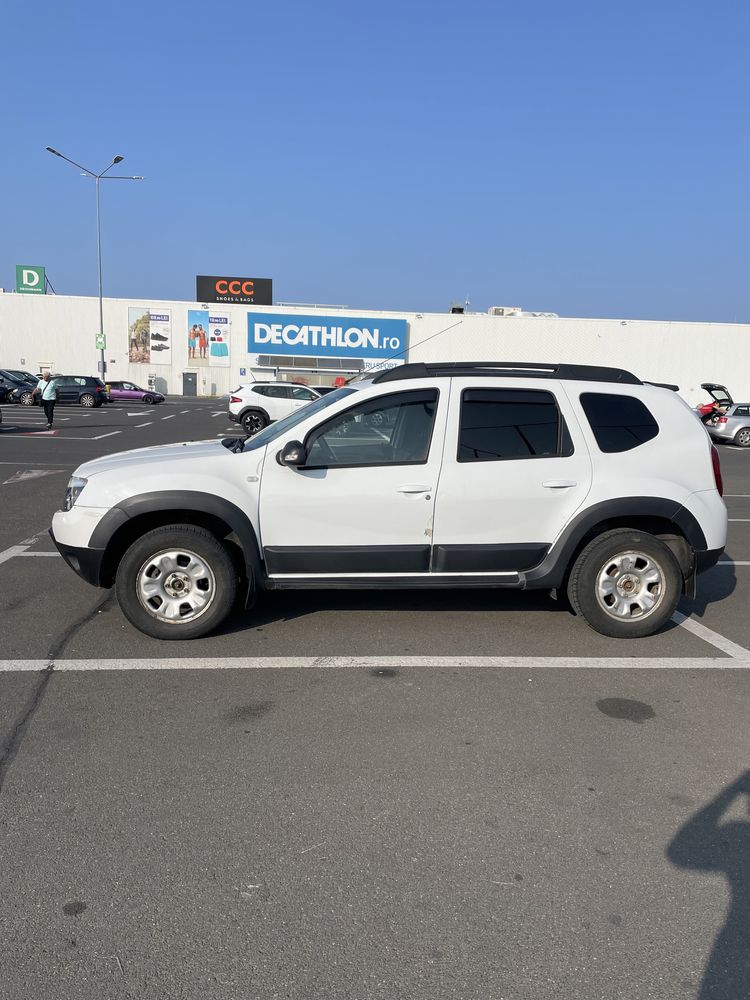 Vand Dacia Duster 4x4