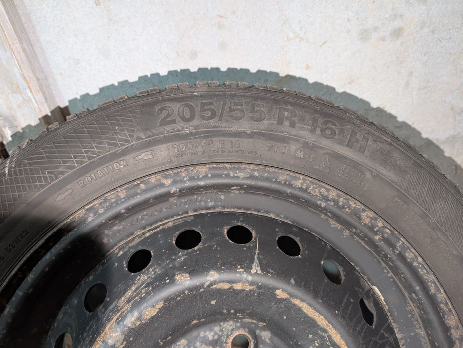 Jante de tabla honda cu cauciucuri de iarna 205/55 R16