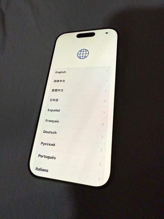 iPhone 16 pro заключен