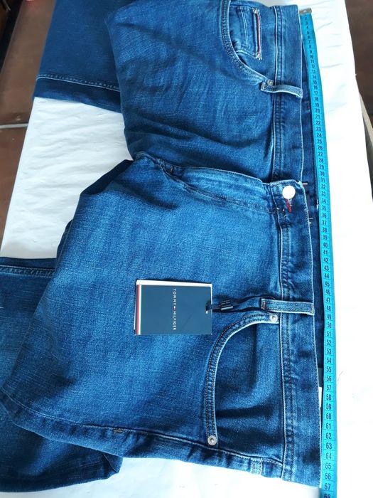 Blugi batal Tommy Hilfiger nr 50/36 originali