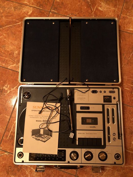 Combina muzicala geanta SunnyVox6000
