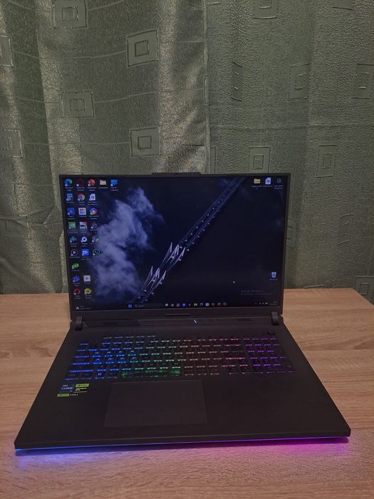 Asus rog strix g18