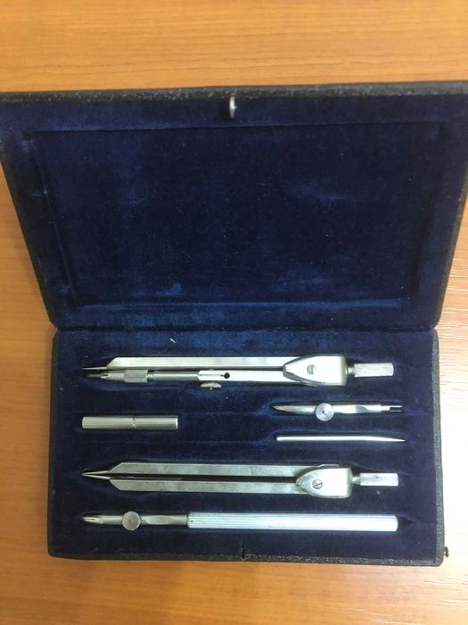 Trusa compas Koh-i-Noor