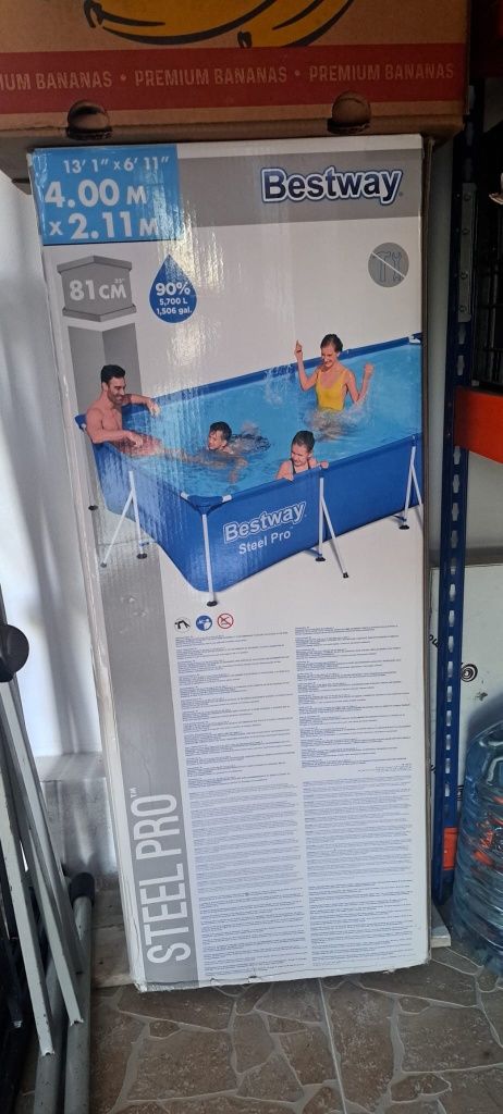 Vand Piscina cu cadru metalic