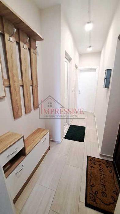 Двустаен Обзаведен с Паркомясто кв.Виница