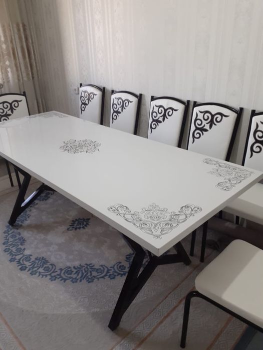Продам стол со стульями