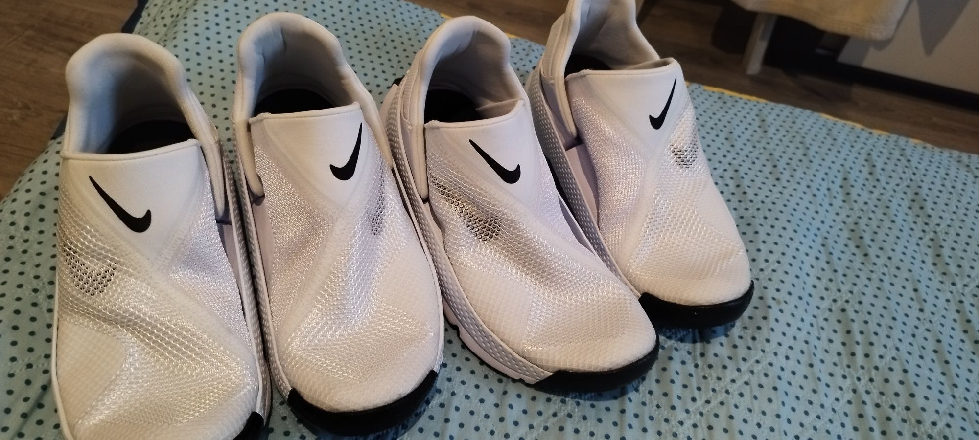 Маратонки nike flyence