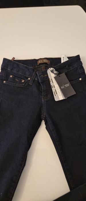 Дънки Armani нови